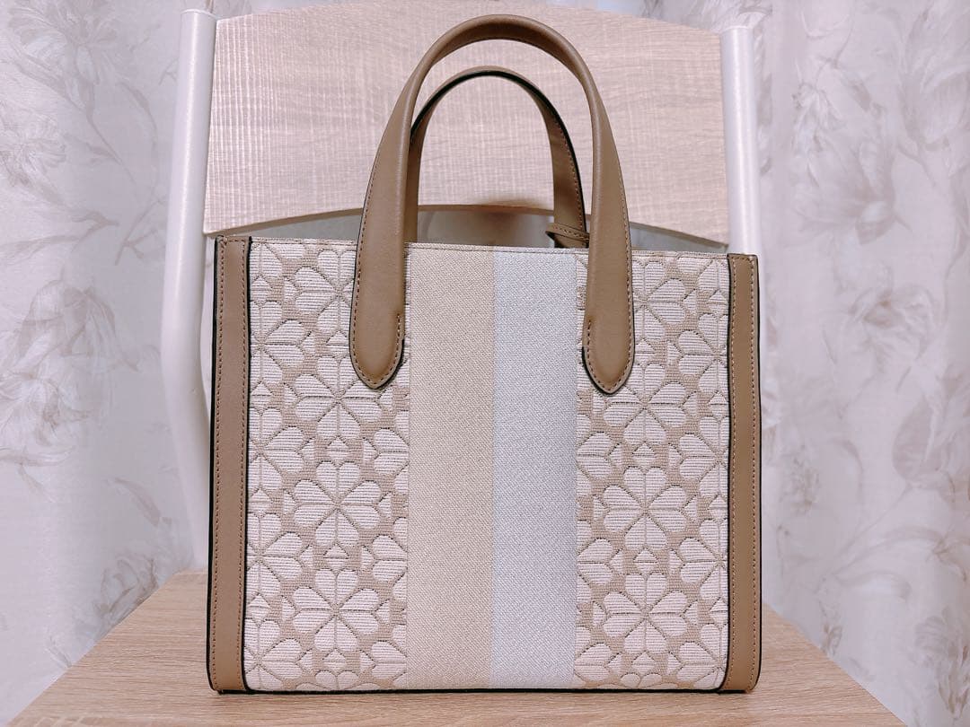 ★ケイトスペード★マンハッタン スペードフラワー ジャガード ベージュ