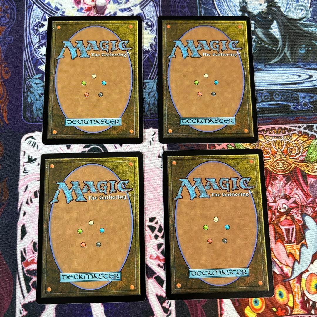 薄暗い裏通り　4枚