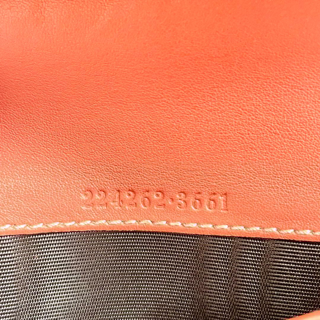 GUCCI グッチ フラップ 長財布　シマレザー　2つ折り財布　1221-③