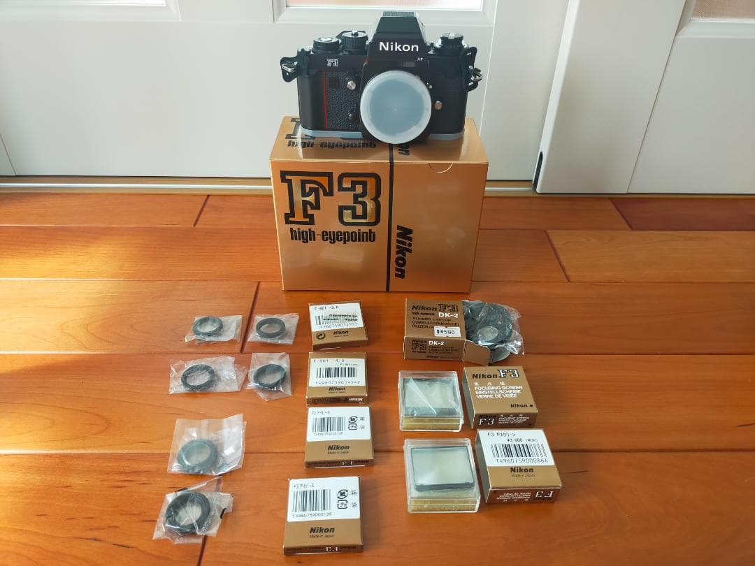 【中古 極美品】Nikon　F3HP　シリアル1999***番