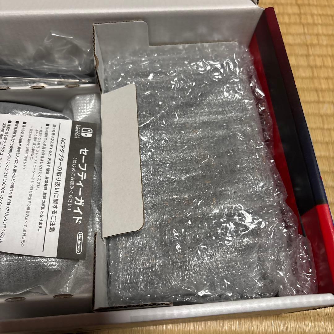 k*4様 Nintendo Switch ネオンブルー/ネオンレッド 本体　訳あ