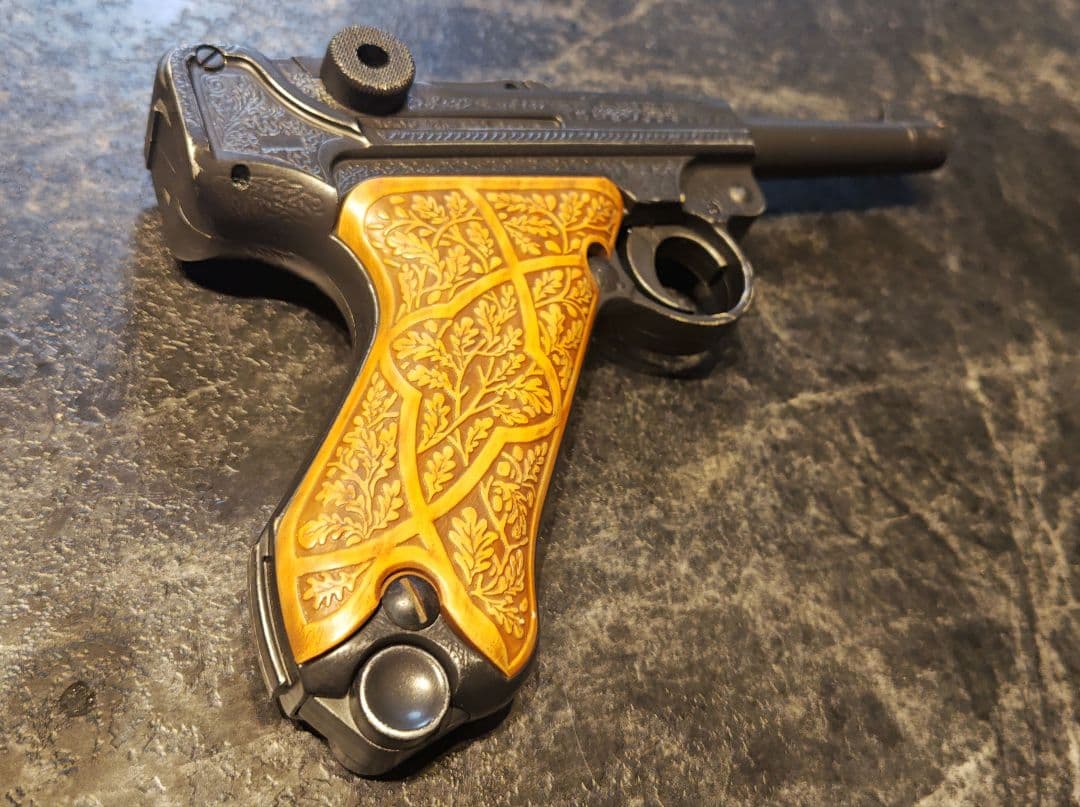 東京マルイ製　ゲーリングルガー　ルガーP08　バイオハザード