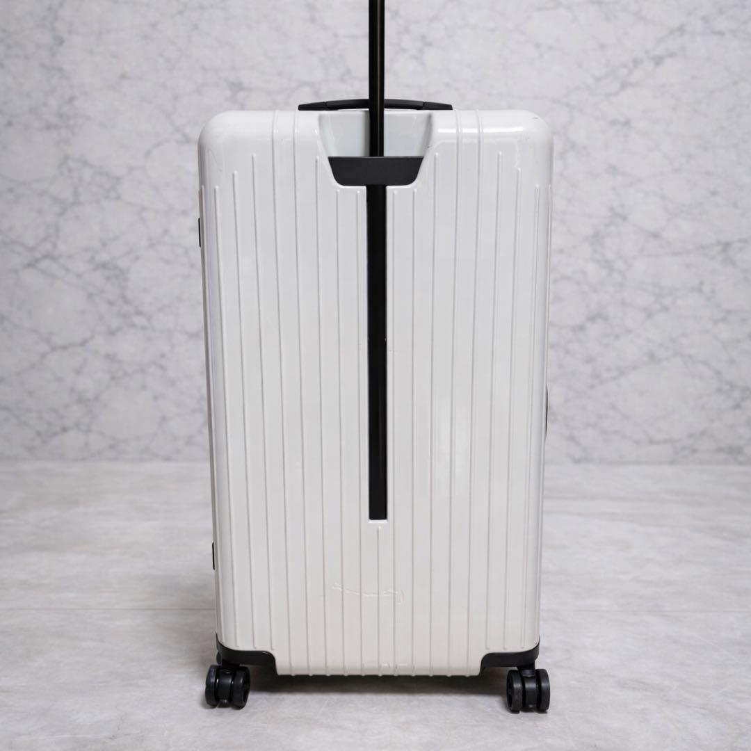 現行 リモワ エッセンシャルライト チェックインL 81L ネームタグ未使用