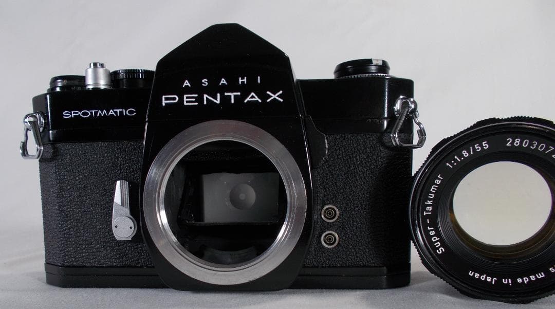 フィルムカメラ 整備済 完動品　Pentax SP + f/1.8　L201