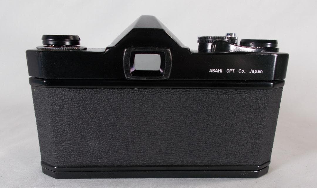 フィルムカメラ 整備済 完動品　Pentax SP + f/1.8　L201