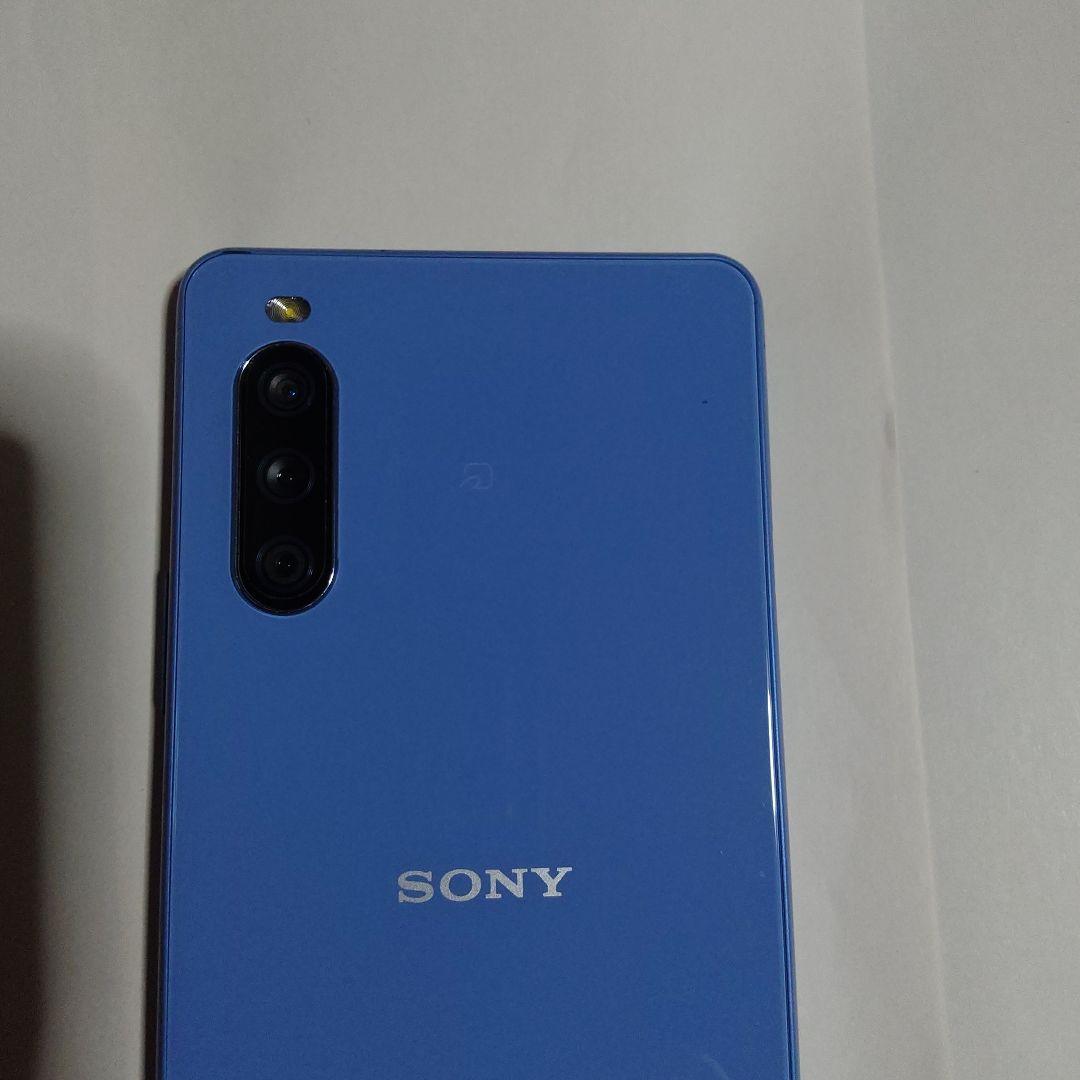 SONY Xperia 10　Ⅲ SO-52B ブルー