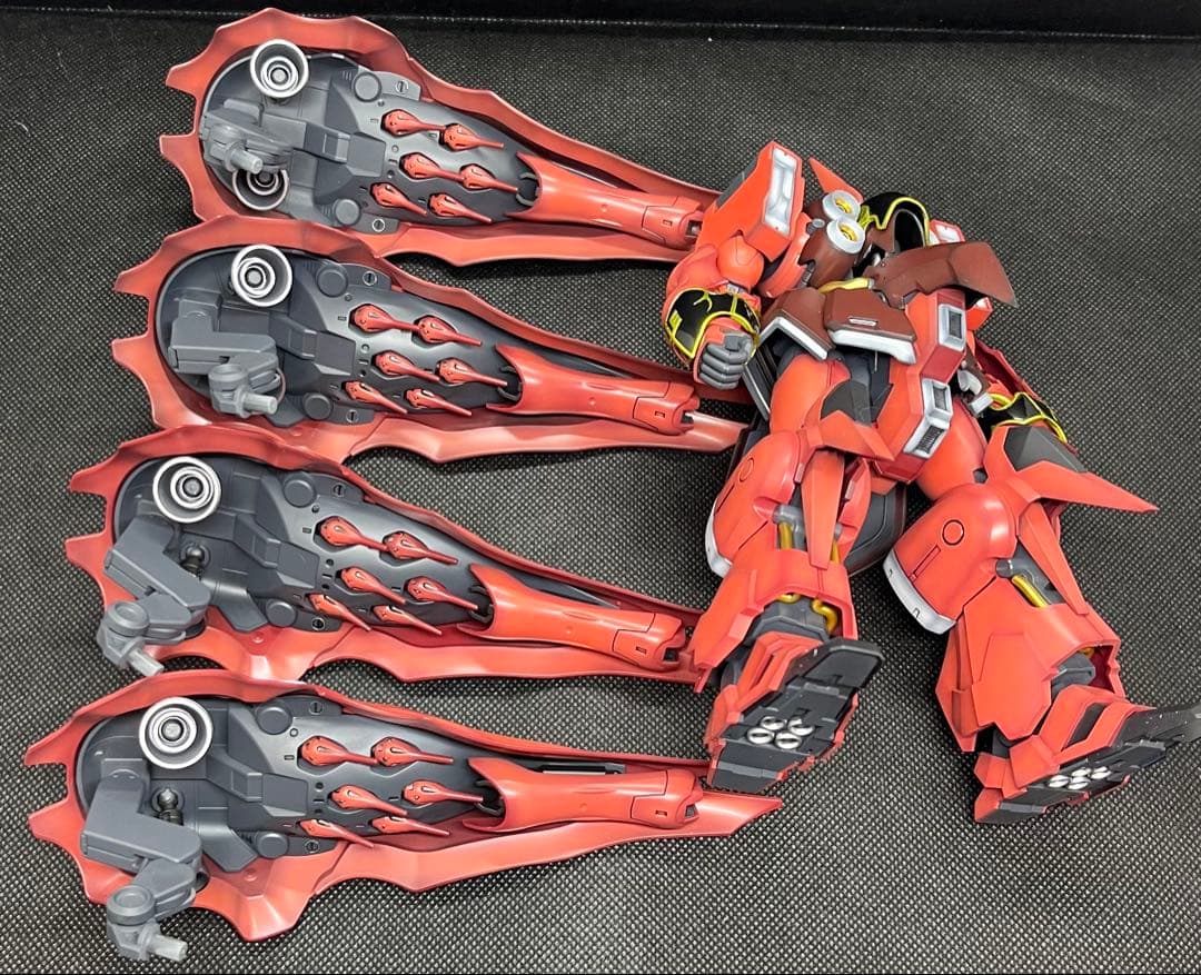 HGUC クシャトリヤ 赤い彗星イメージ塗装済完成品　おまけ付き