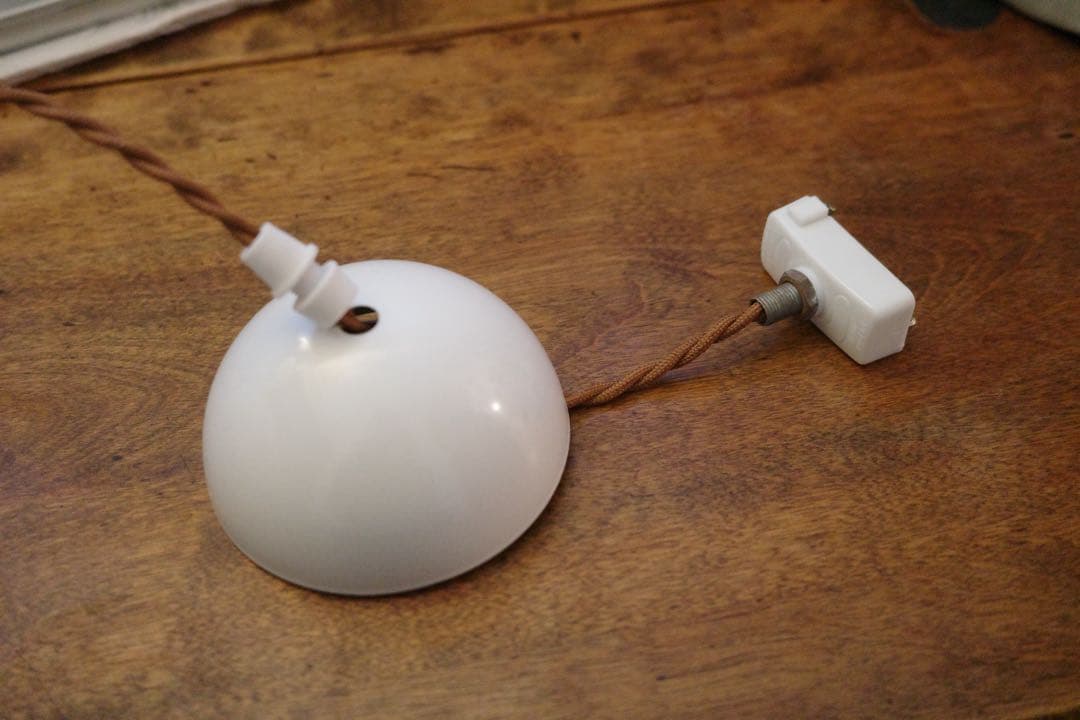 ミルクガラス ペンダントライト