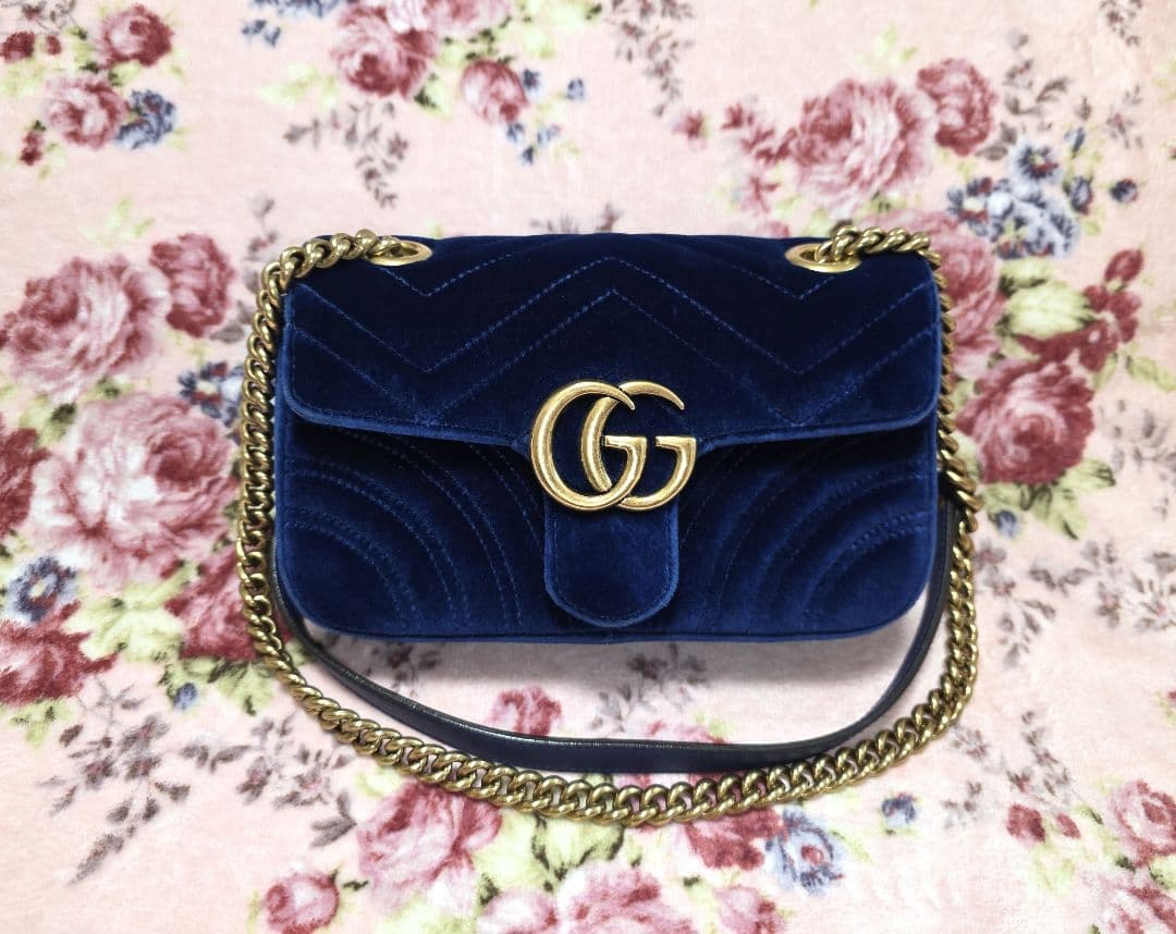 グッチGGマーモントベルベット生地バッグ