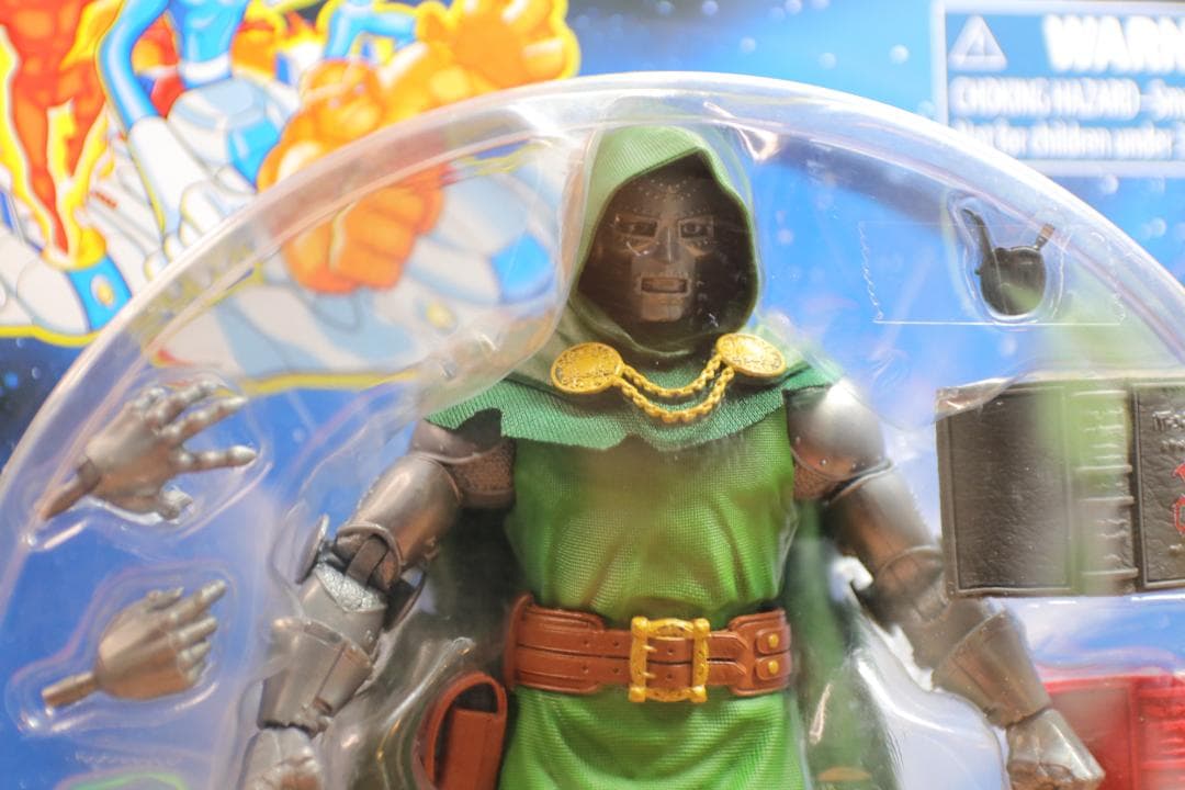 新品未開封ドクター・ドゥームレトロ10点のアクセサリ