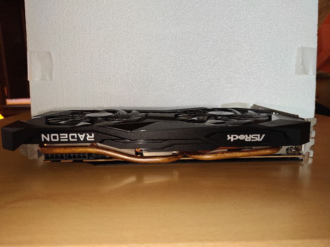 グラフィックボード・グラボ・ビデオカード ASRock RADEON RX 6700 XT