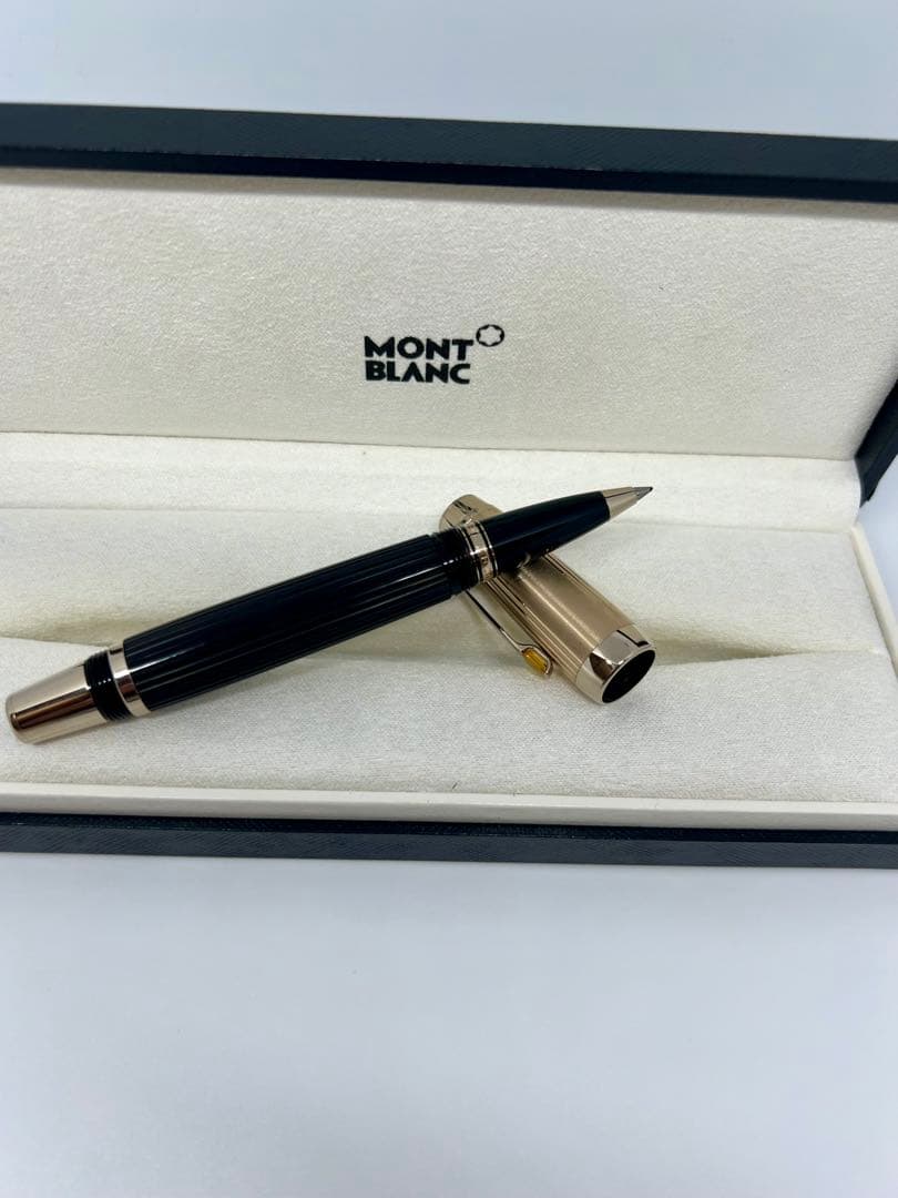 MONT BLANC ボールペン本体 専用ケース付き　宝石付き