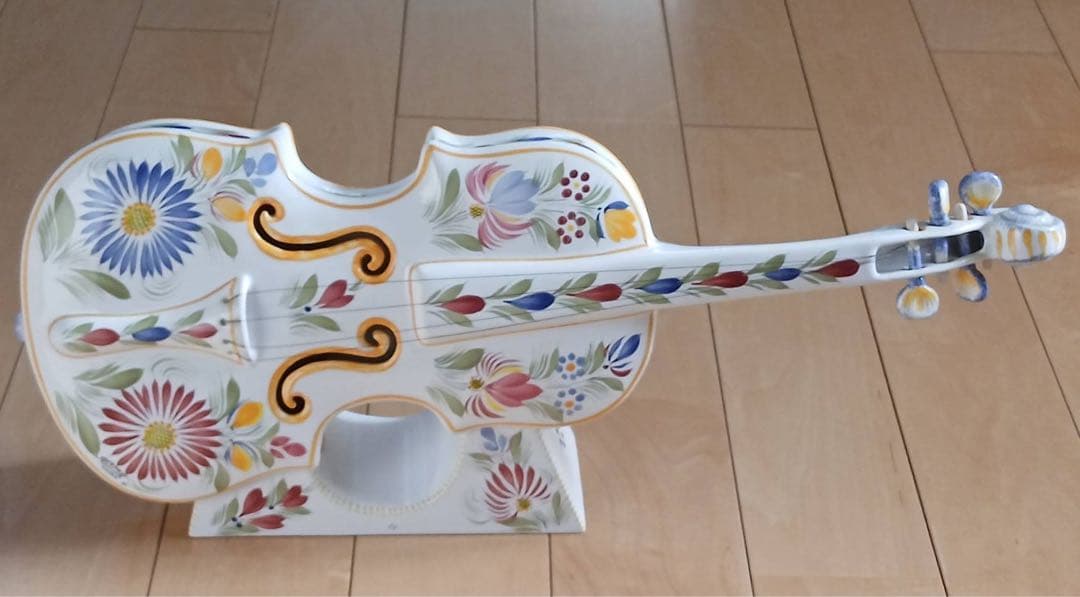 ヴォイオリン型 陶器 置物 アンリオ・カンペール フランス インテリア