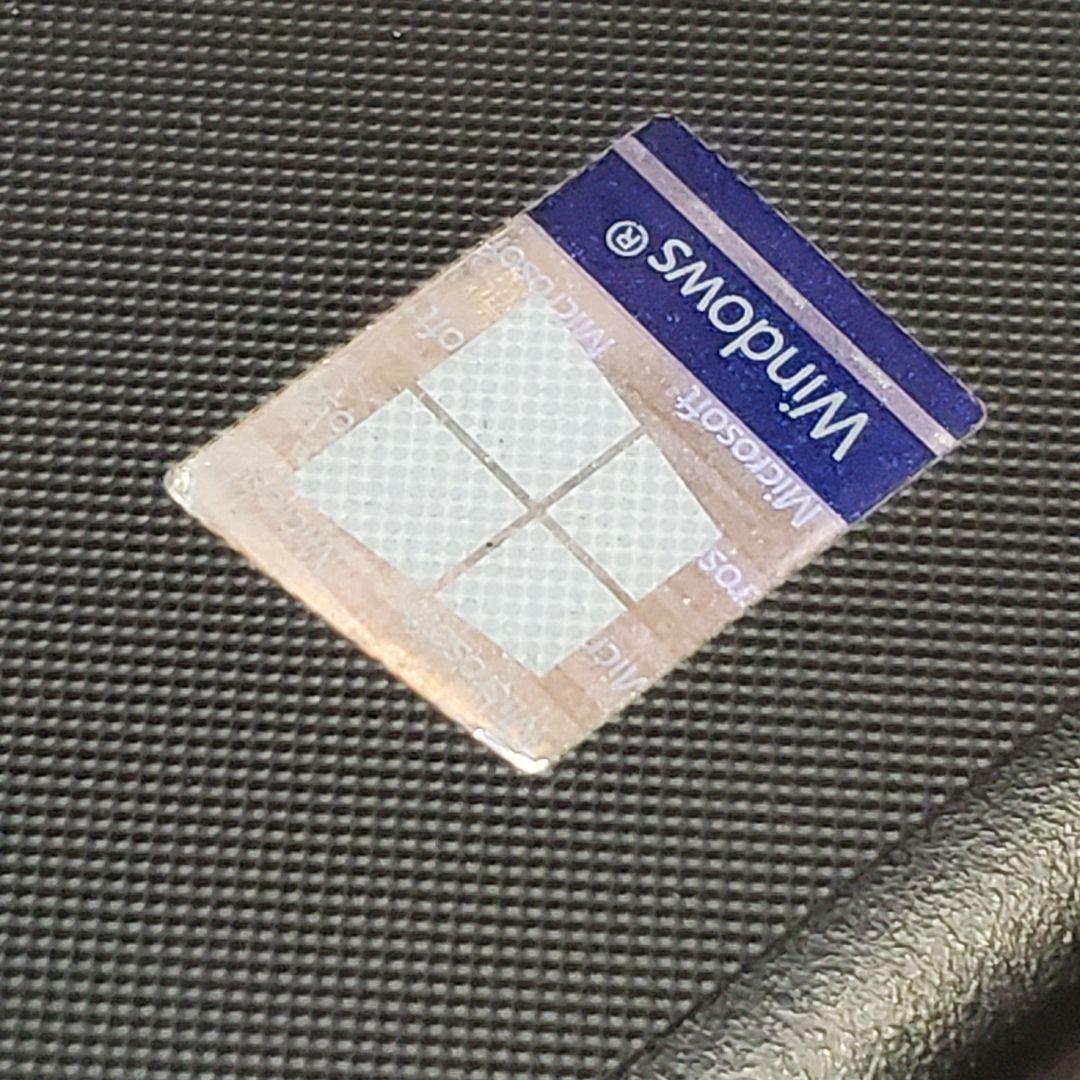 富士通 V567/P 超小型スマホサイズのWindowsタブレット