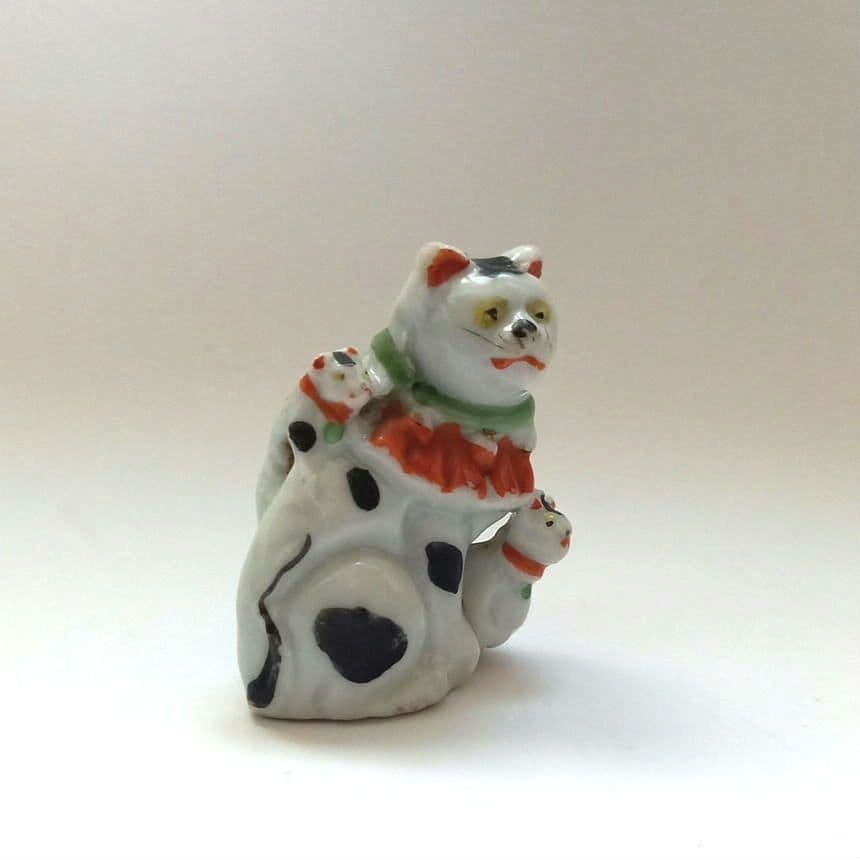 招き猫　磁器人形　レトロアンティーク人形　縁起物　親子猫