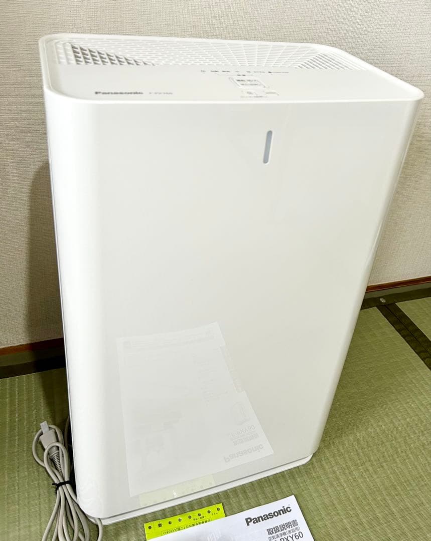 【美品】パナソニック F-PXY60-W ナノイー搭載 空気清浄機 ホワイト