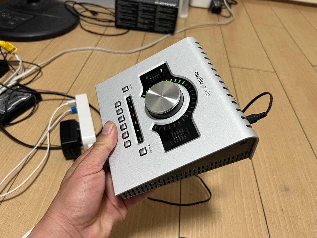 Apollo Twin solo オーディオインターフェイス