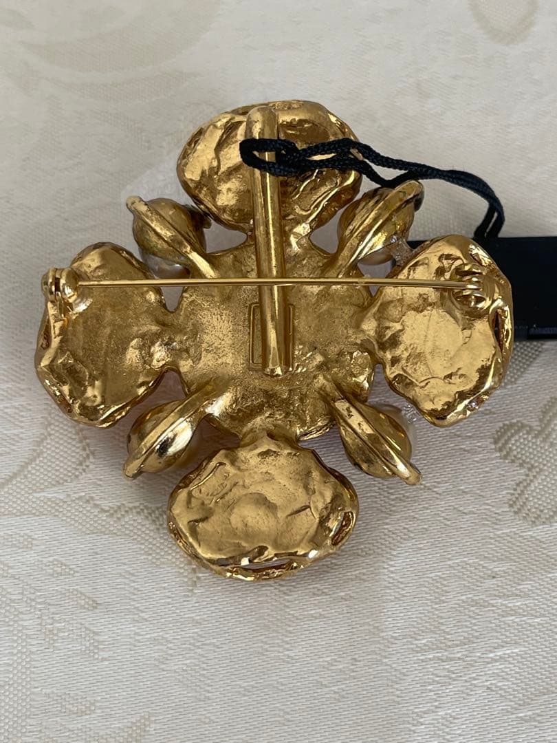 P*O様 イヴサンローラン YVES SAINT LAURENT 未使用　ブロー