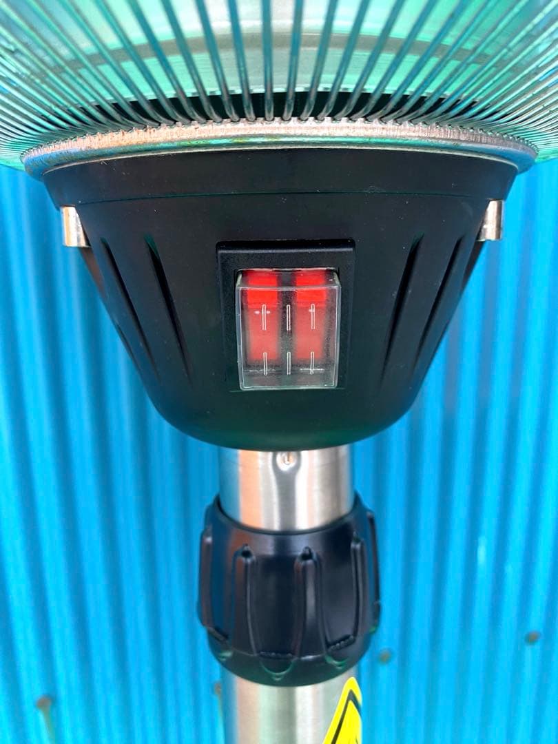 パラソルパティオヒーター(テーブル無タイプ)【UFO君】の電源は110Ｖ60HZ