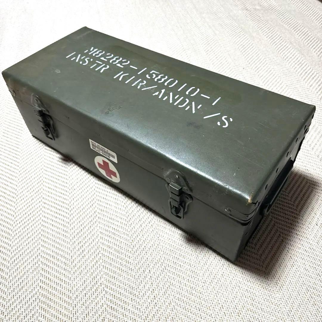 実物 スウェーデン軍 メディカル ペーパーボックス