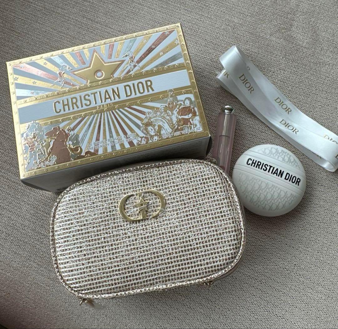 DIOR クリスマス　限定ノベルティ＋コスメ