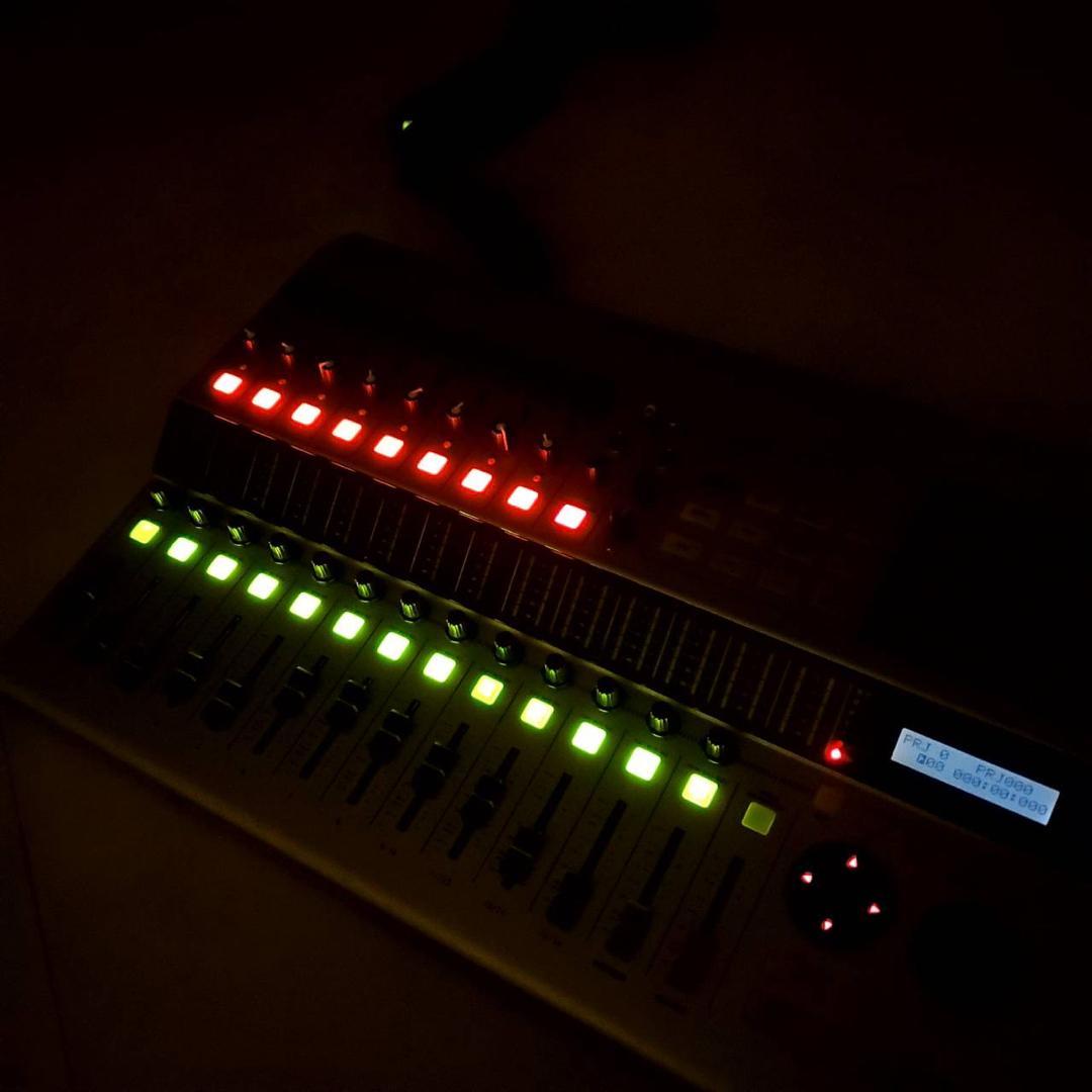 【現状品・動作確認済】ZOOM HD16 マルチトラックレコーダー HDD内蔵