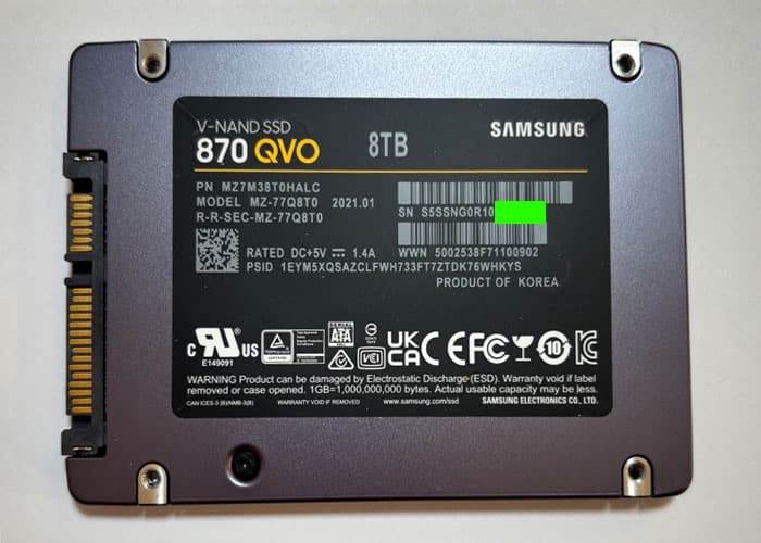 Samsung 870 QVO 8TB 内蔵型SSD