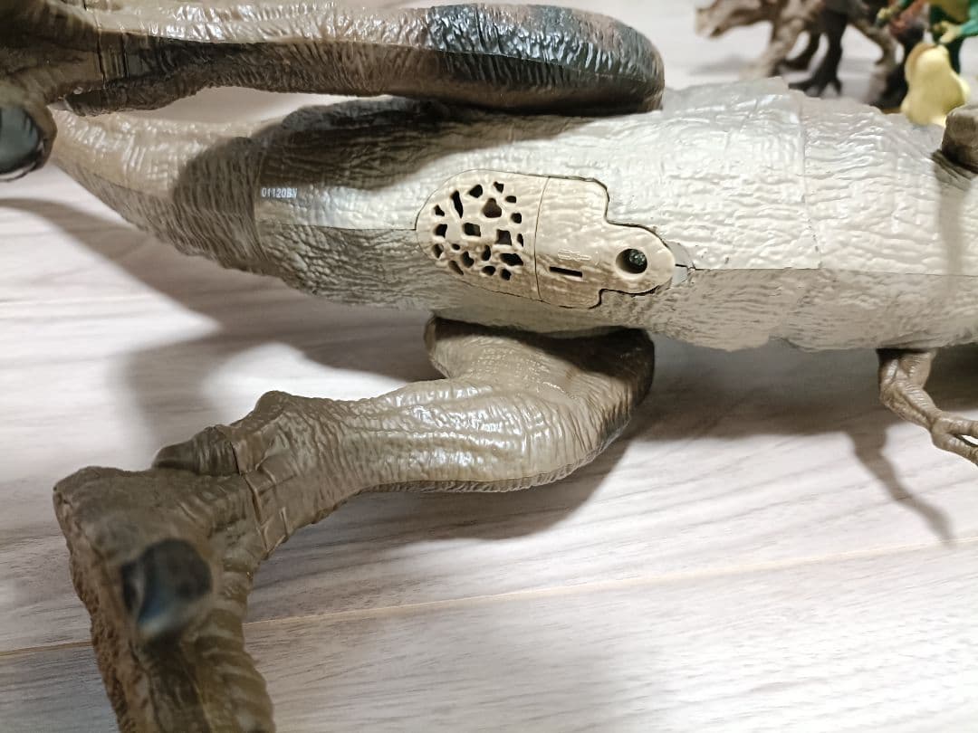 恐竜フィギュア　シュライヒ　マテル　スーパーかみつき吠えるTレックス