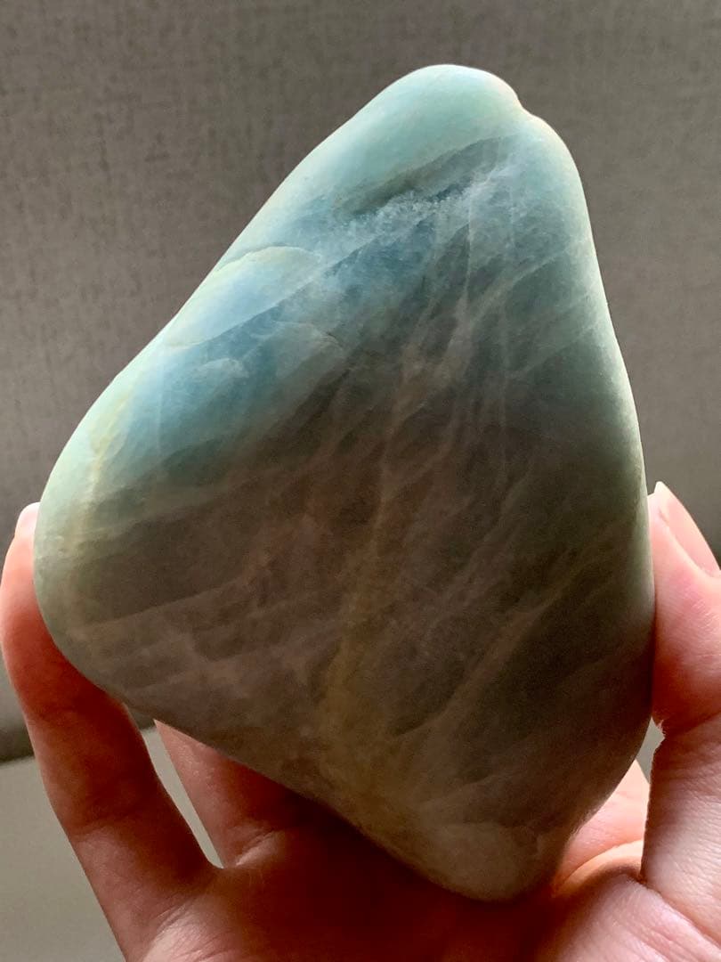 海翡翠　海石　糸魚川入りコン沢青翡翠　原石　青ひすい　水石　根付　国産鉱物標本