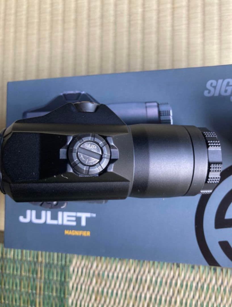 実物 SIG SAUER 4倍　マグニファイア