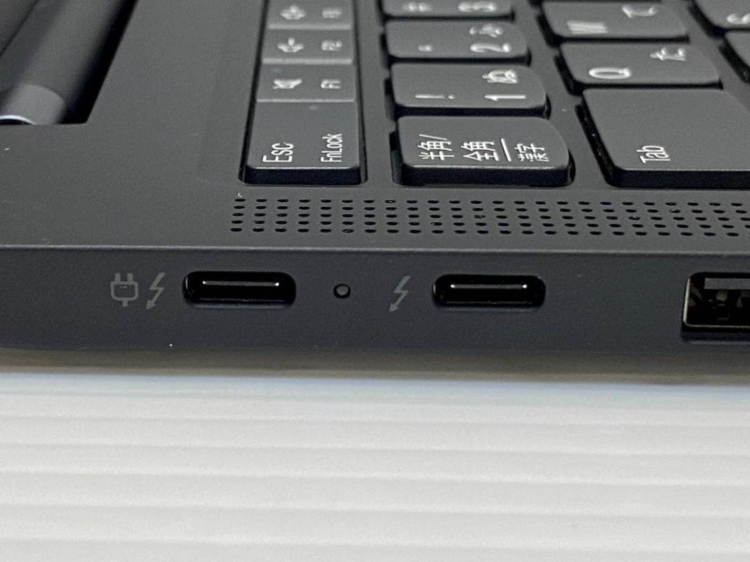 第11世代Core i5 ThinkPad X1 Carbon 9 16GB②