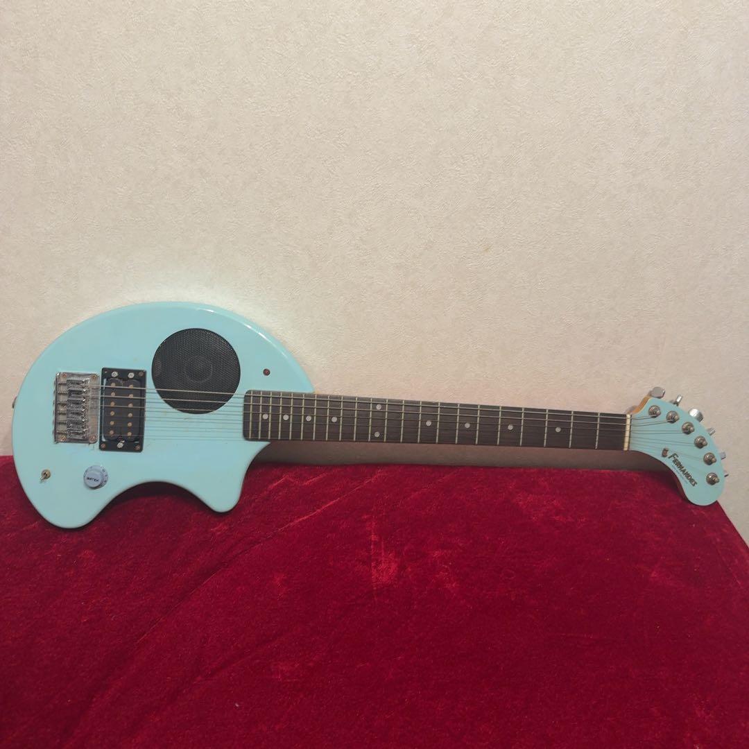 Fernandes フェルナンデス ZO-3 エレキギターアンプ内蔵 おまけ付