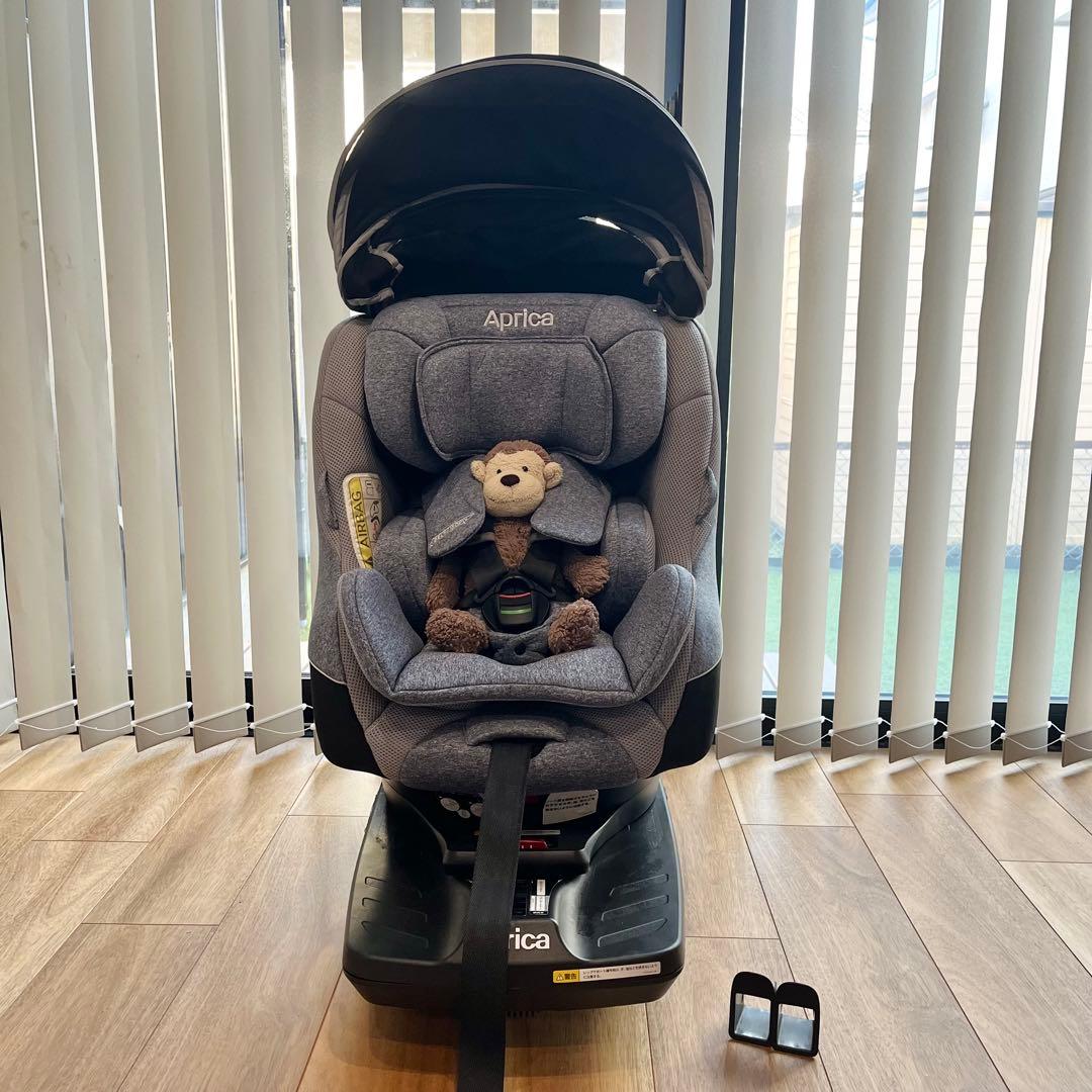 Aprica クルリラAC チャイルドシート　ISOFIX 回転式