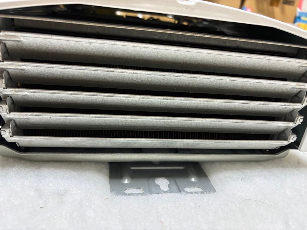 湯沸器　瞬間湯沸かし器　LPガス　2018年12月製造品　元どめ式　リンナイ