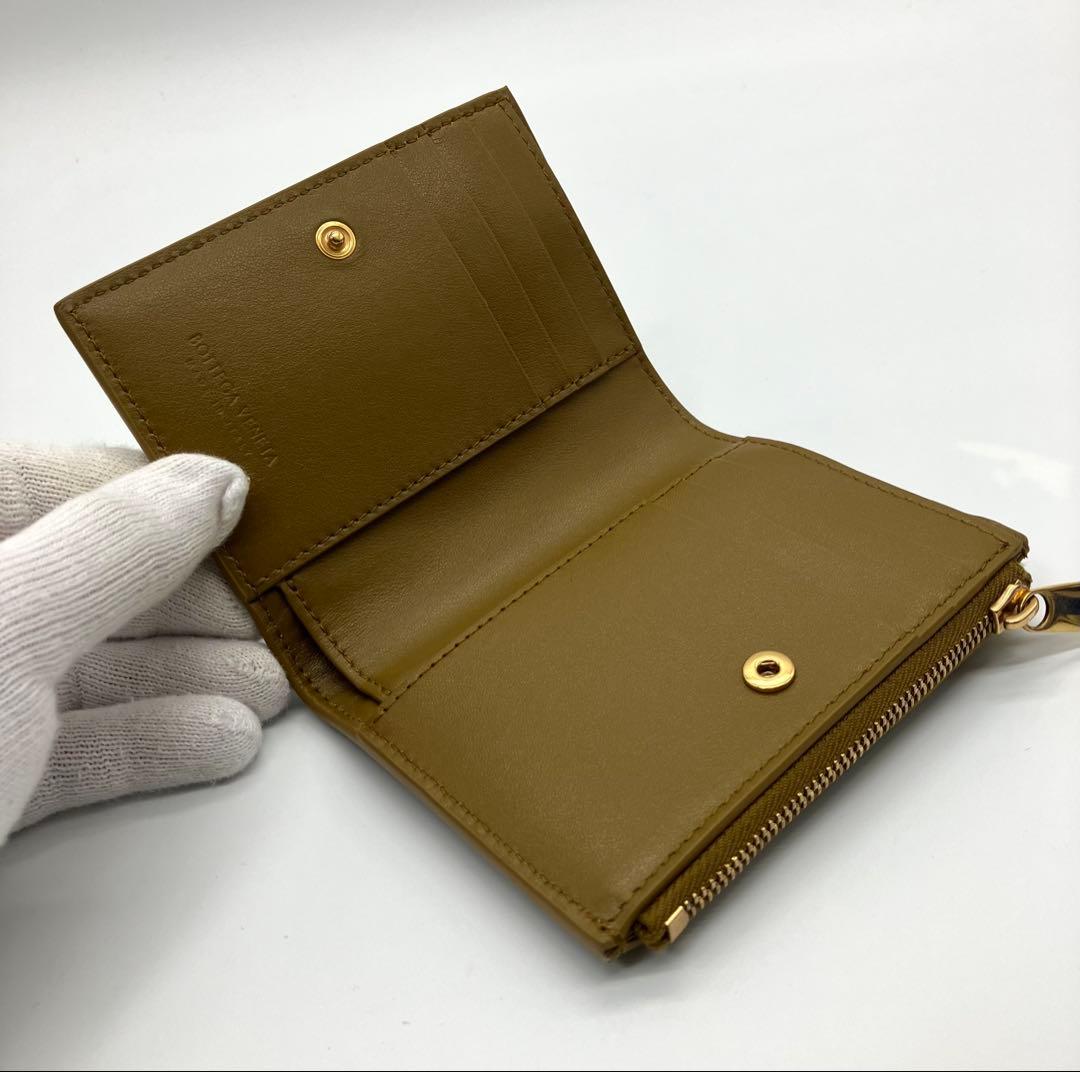 ⭐️新型 極美品 ボッテガ ヴェネタ カセット 二つ折り財布 キャメル ブラウン