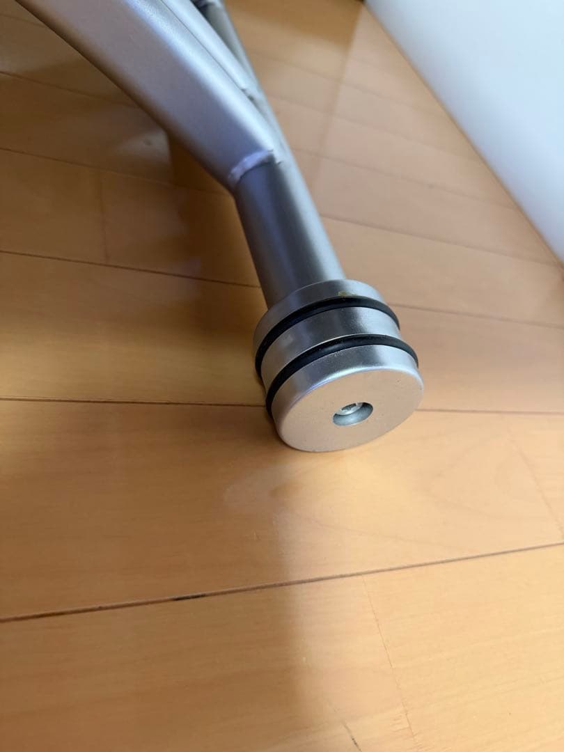 ガス圧昇降式テーブル　幅120cm