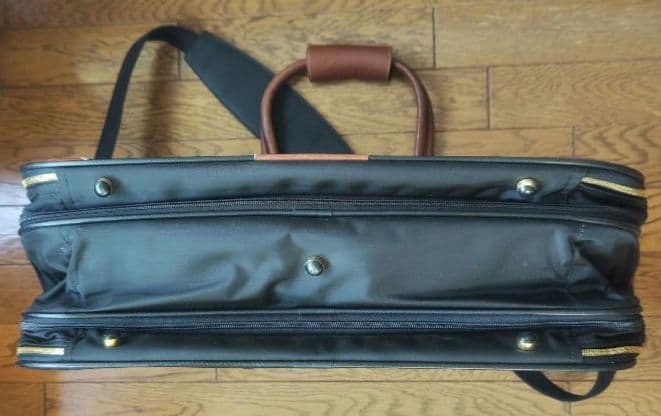 【逸品・ヴィンテージ・美品】Lark 旅行バッグ