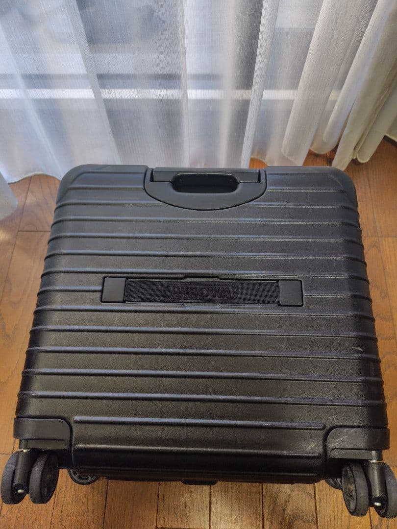 リモワ　サルサ　ビジネストロリー　黒　ポリカーボネート