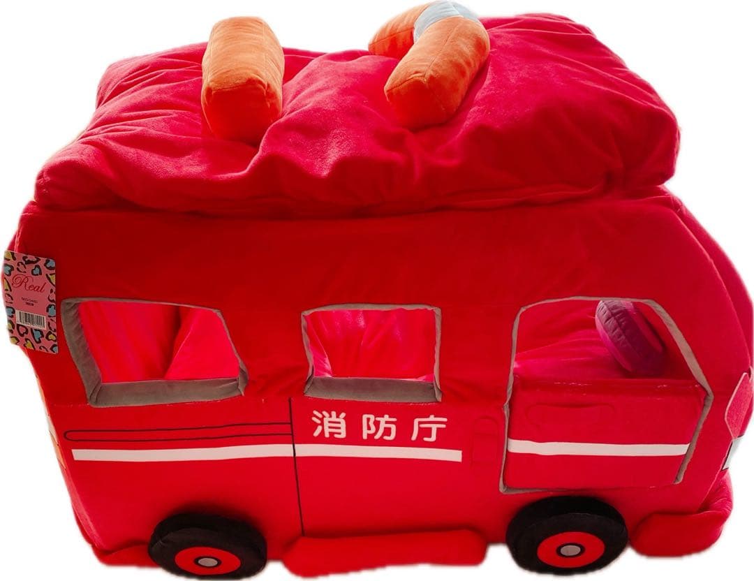 美品　ペット用　消防車　カドラー　ベッド　可愛い　レスキュー　撮影会にも！