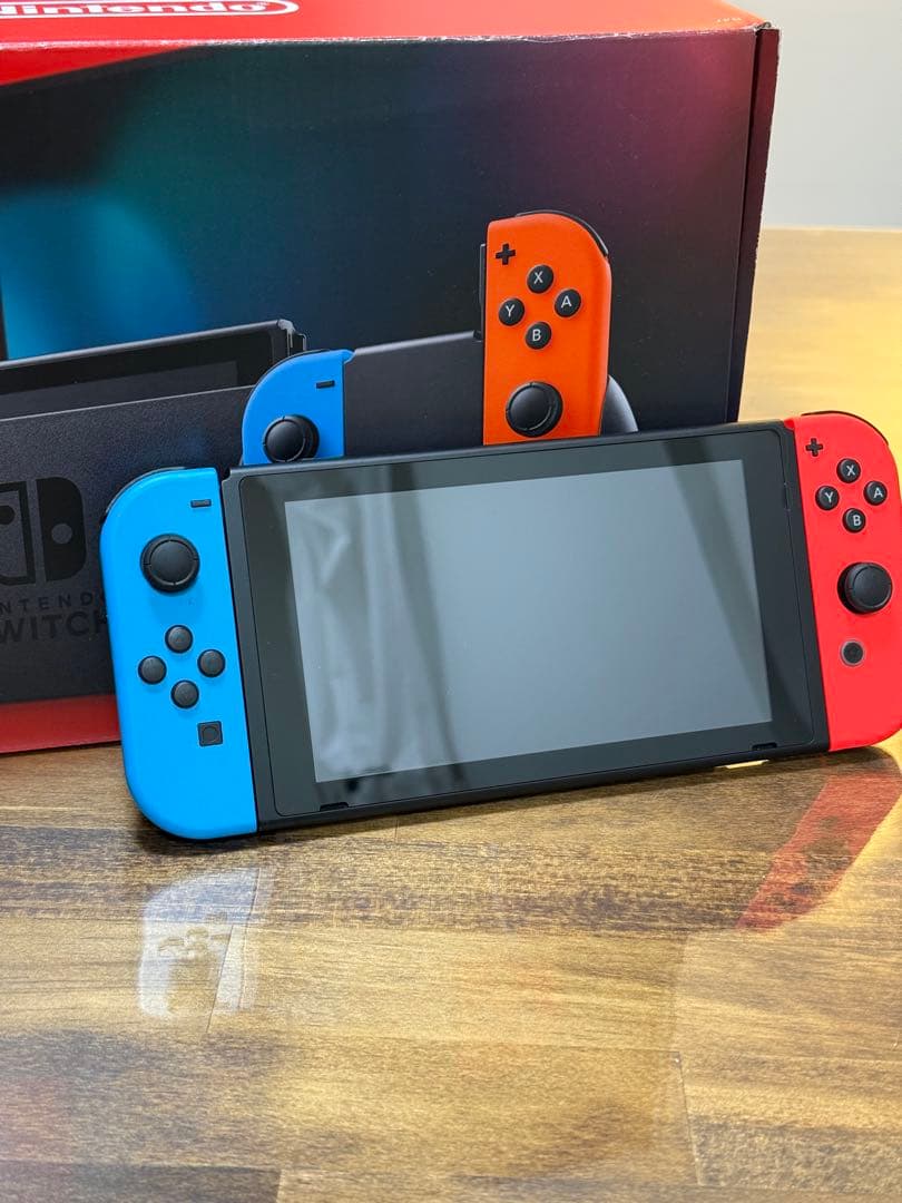 【美品】Nintendo Switch 本体 赤青 新品フィルム付