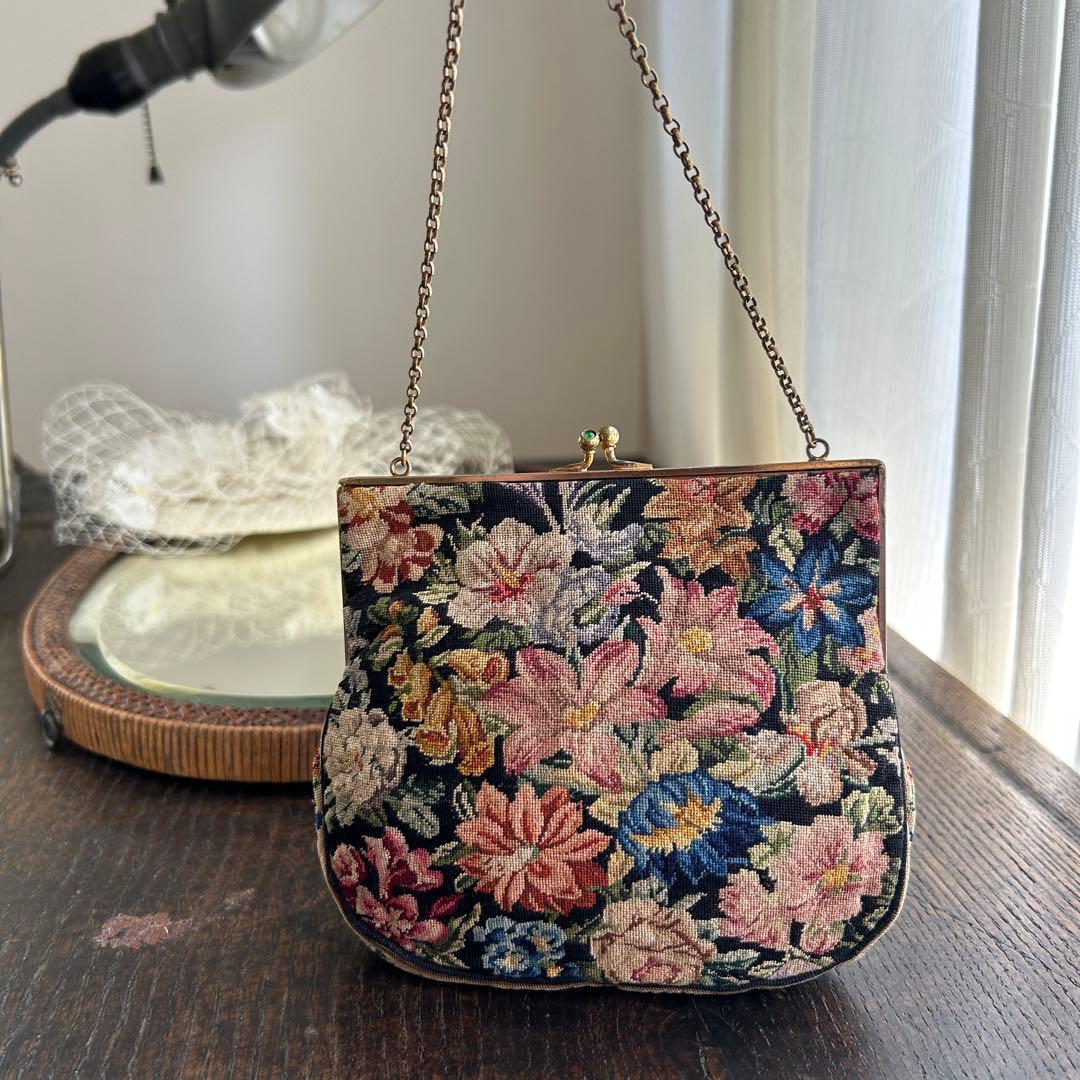 欧州アンティーク　繊細ゴブランの小さなバッグ