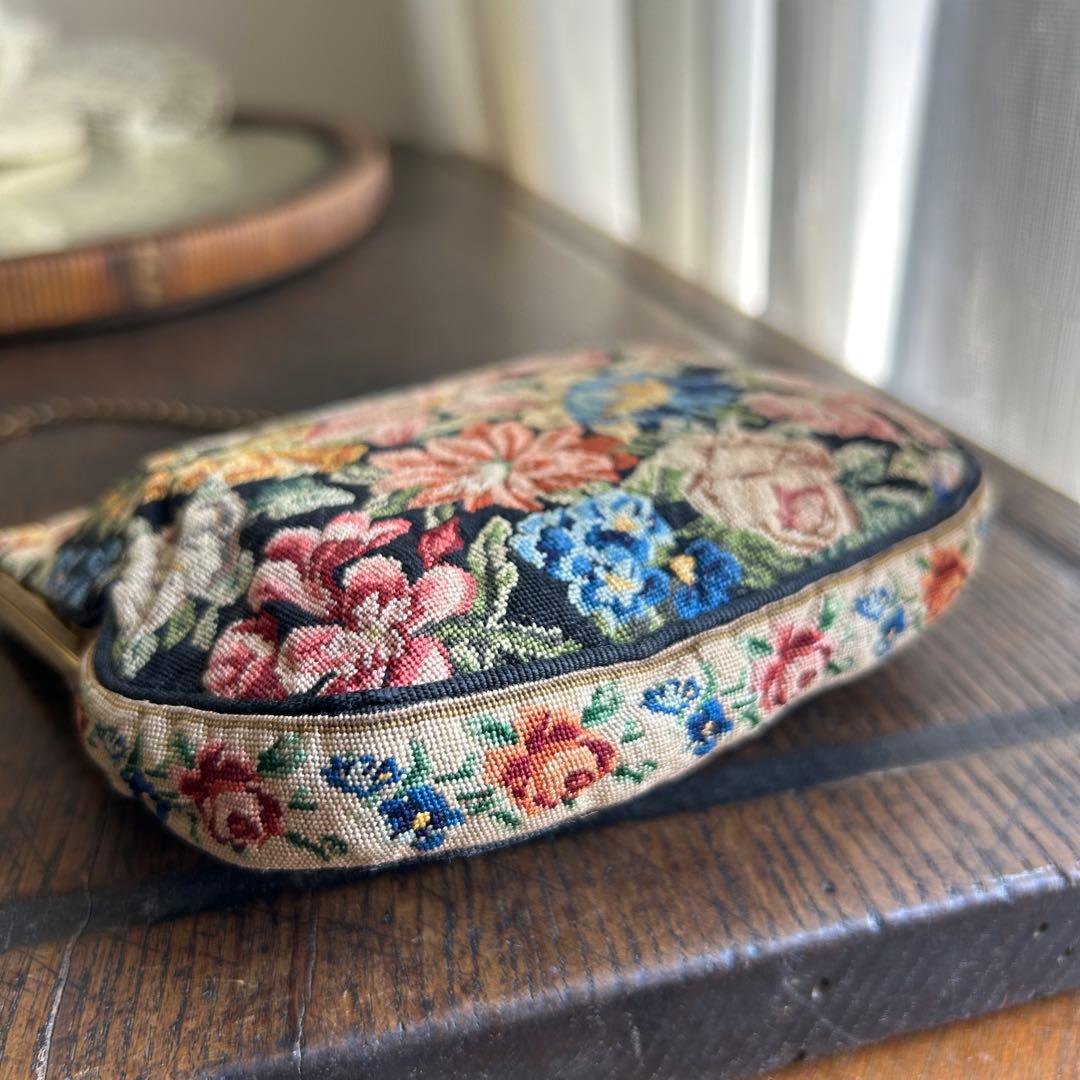 欧州アンティーク　繊細ゴブランの小さなバッグ