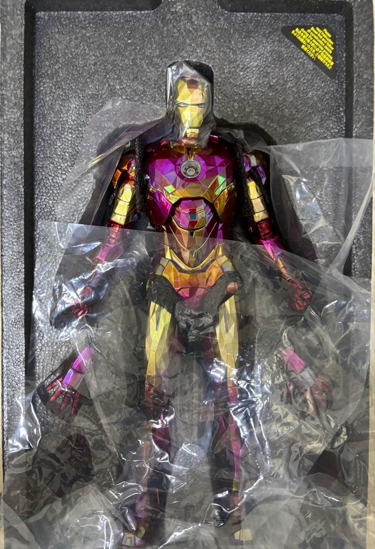 ホットトイズ　アイアンマン・マーク4プリズムアーマー