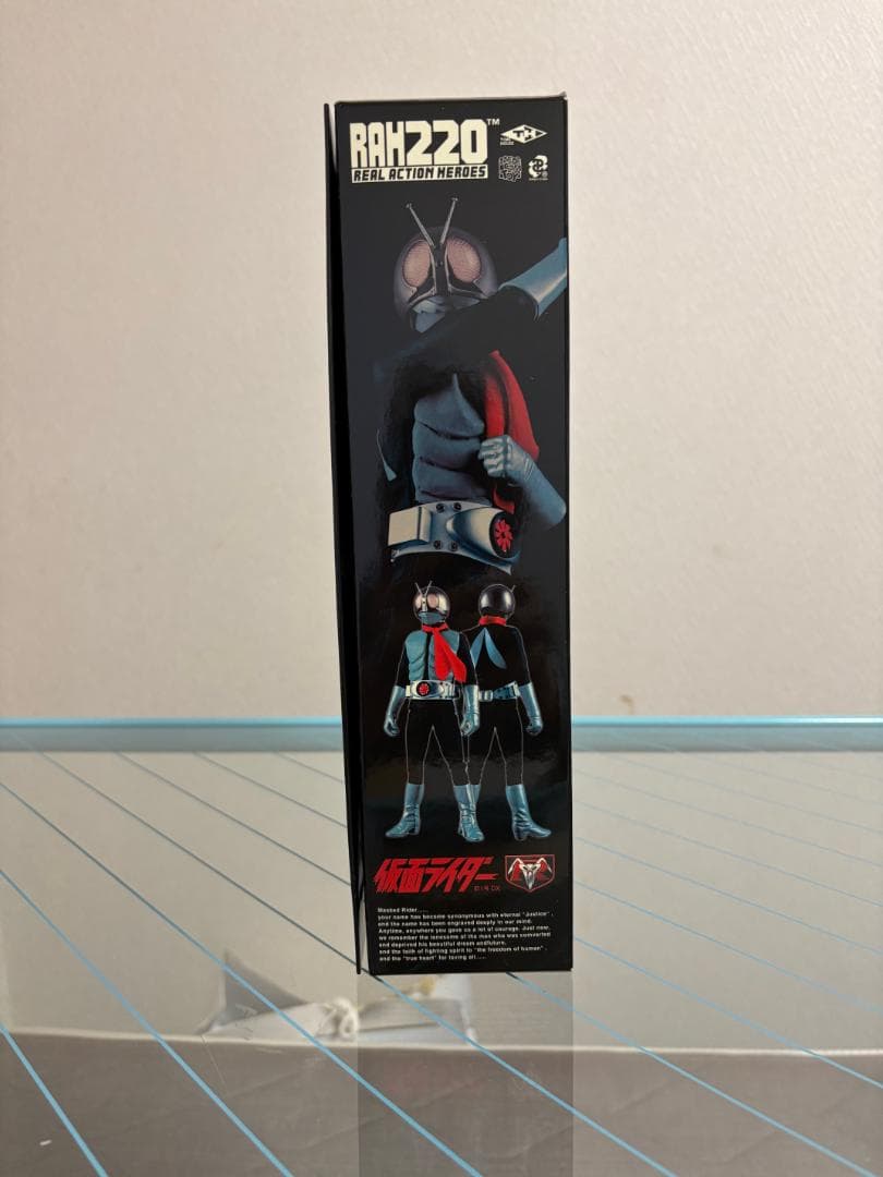 【新品　未開封品】RAH220　仮面ライダー旧１号DX