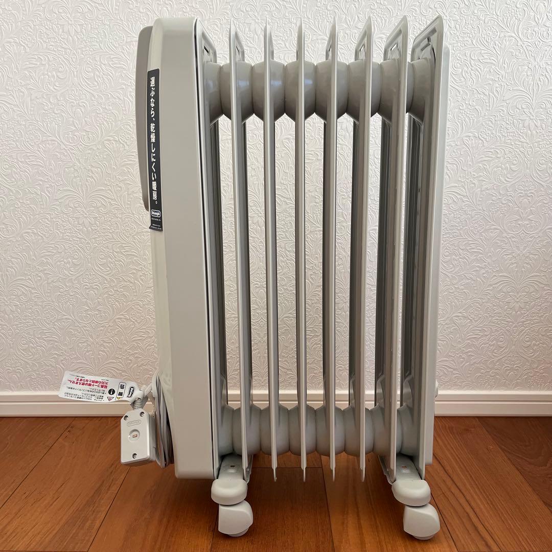 デロンギ デジタルラディアント オイルヒーター KHD410812-LG