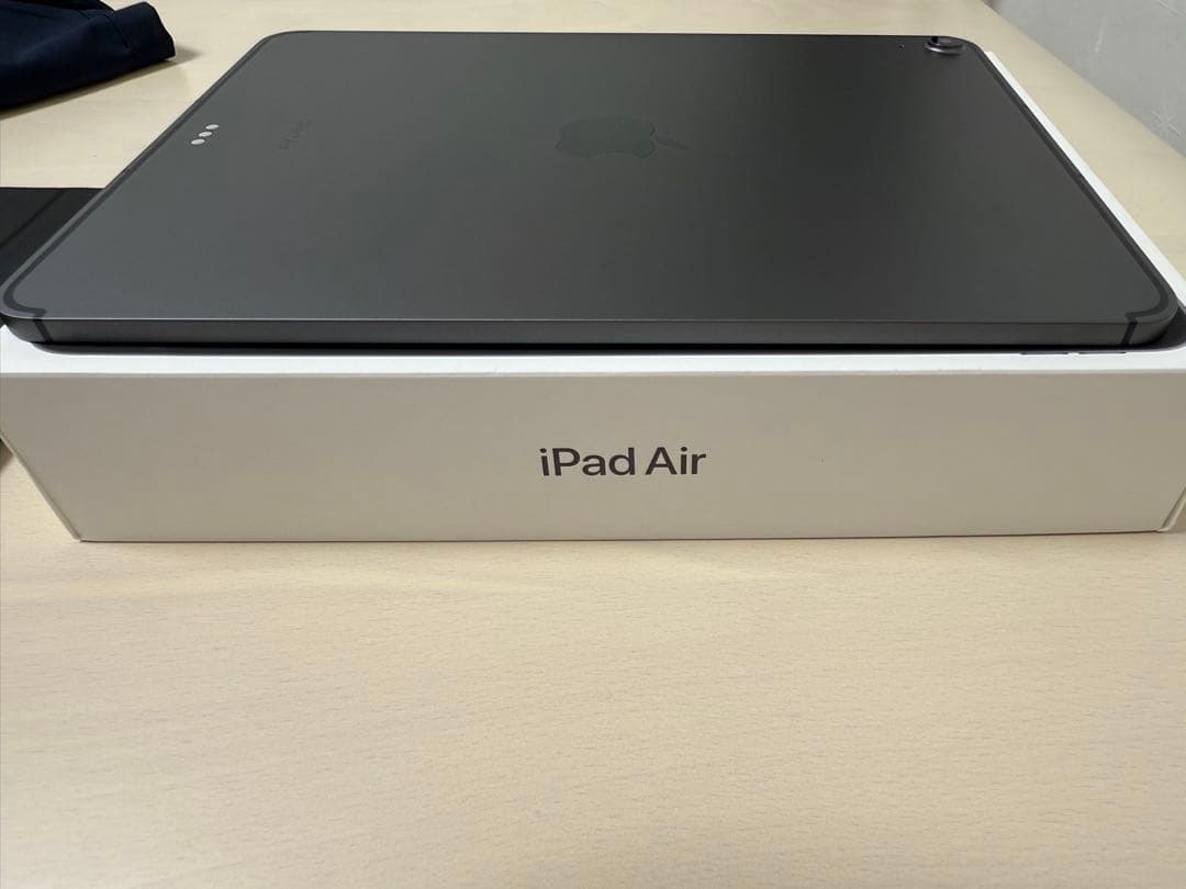 は*る様 iPadAir5世代 wifi+cellular applepenci