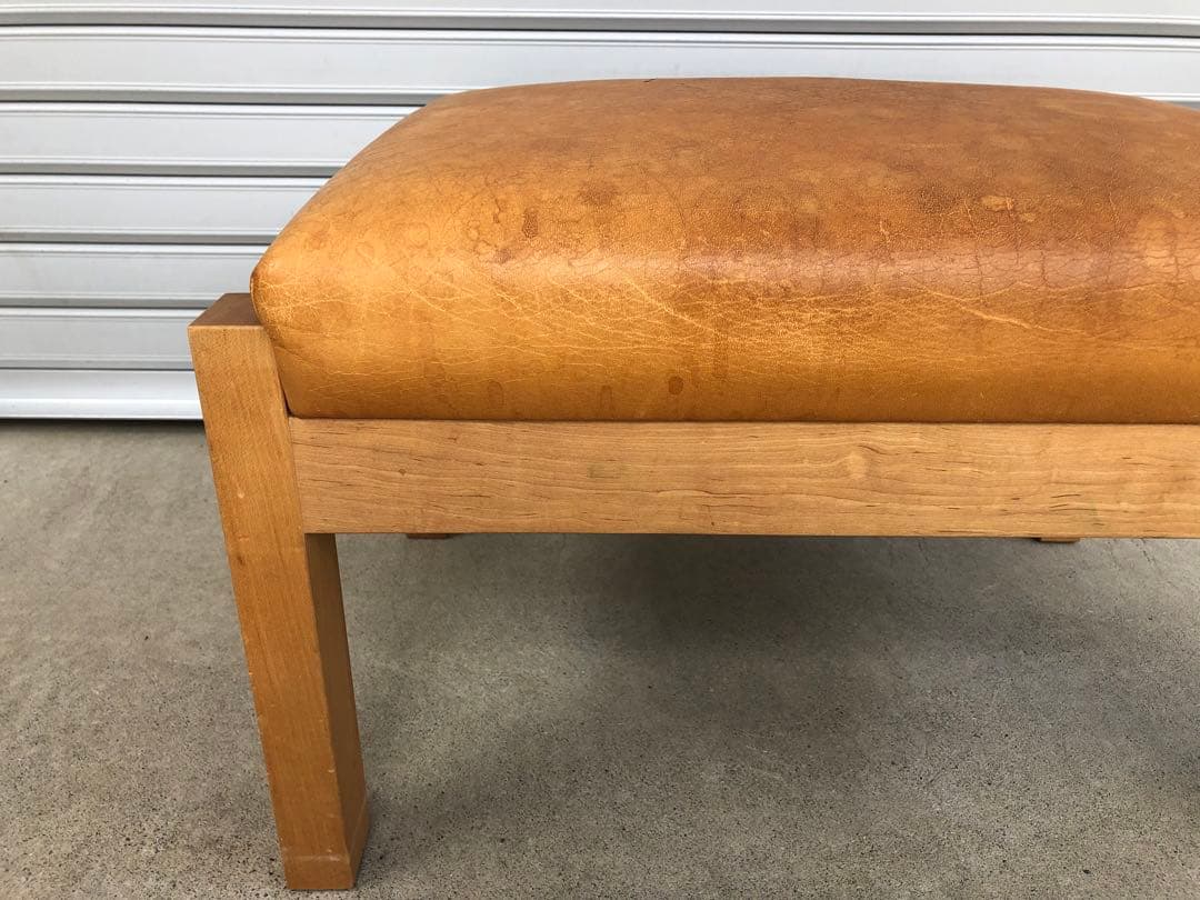 sawagen様北の住まい設計社 オットマン