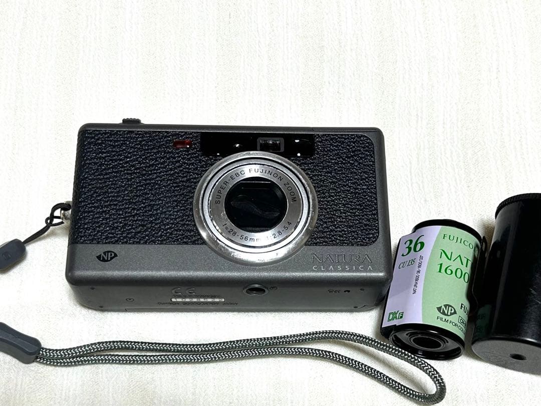 FUJIFILM NATURA CLASSICA フィルムカメラ