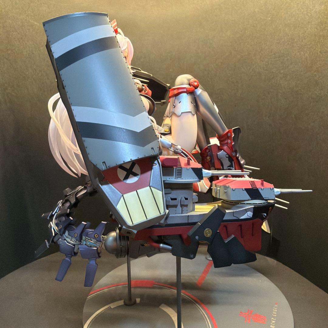 プリンツオイゲンPrinz Eugen 1/7スケールフィギュア　アルター