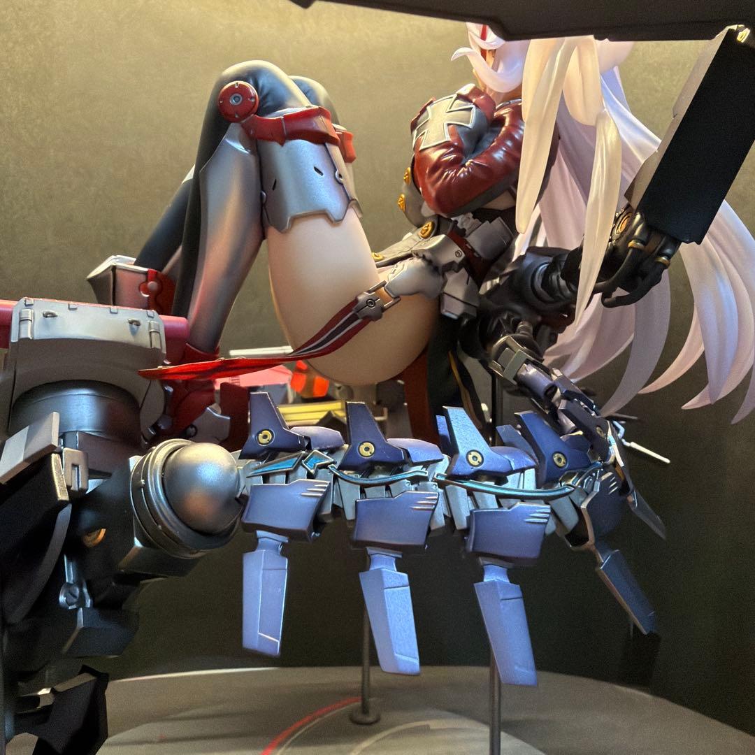 プリンツオイゲンPrinz Eugen 1/7スケールフィギュア　アルター